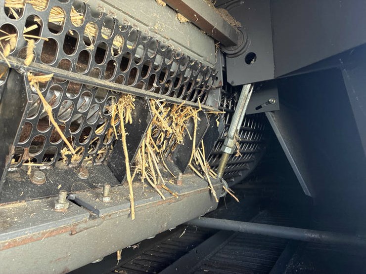 #122136-•-2009-mf-9795-#huc7217-image-72