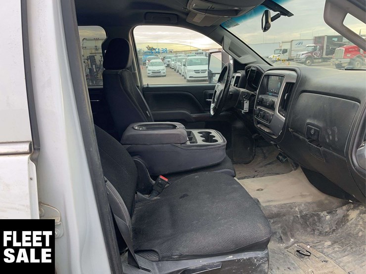 2018-gmc-sierra-3500hd-image-17