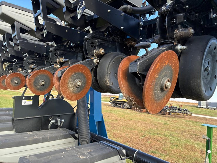 2019-kinze-3140-image-50