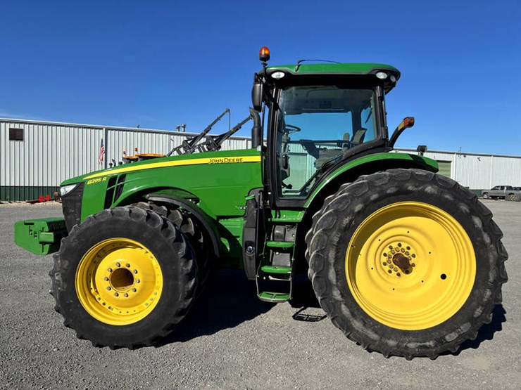 2015-john-deere-8295r-image-8