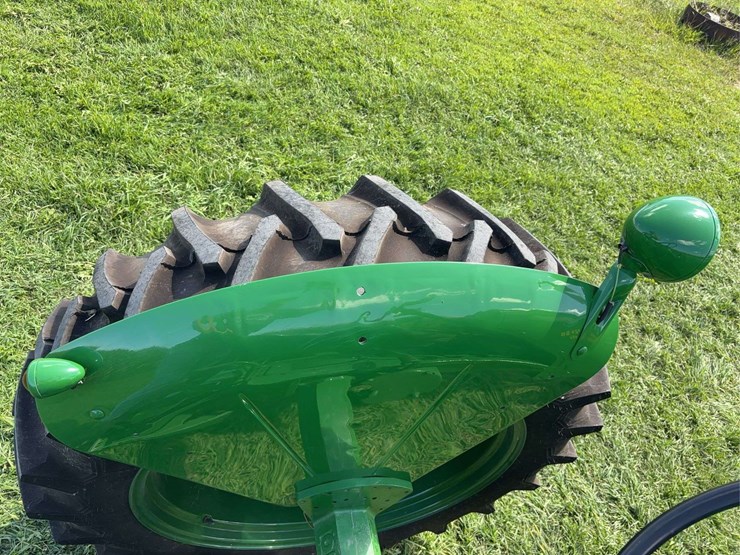 oliver-super-88-image-92