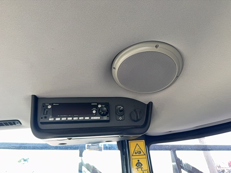 2023-new-holland-sp.310f-image-166