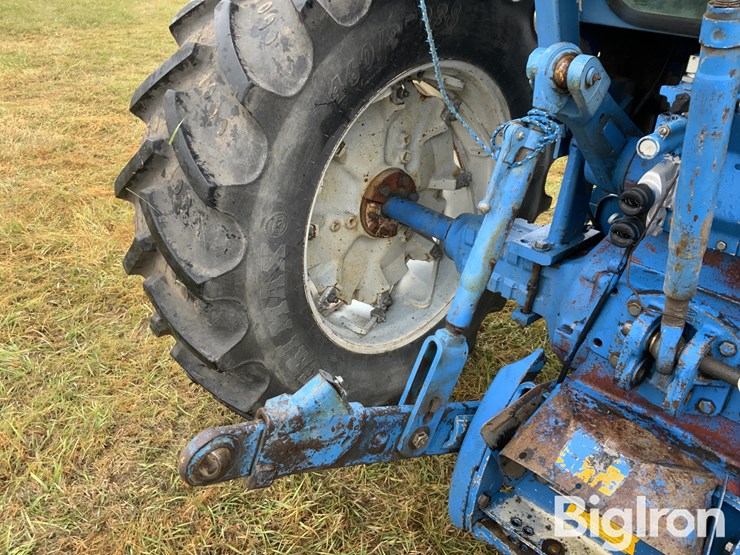 1990-ford-8730-image-14