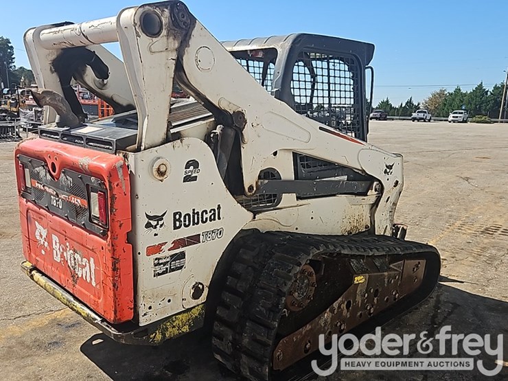 2016-bobcat-t870-image-6