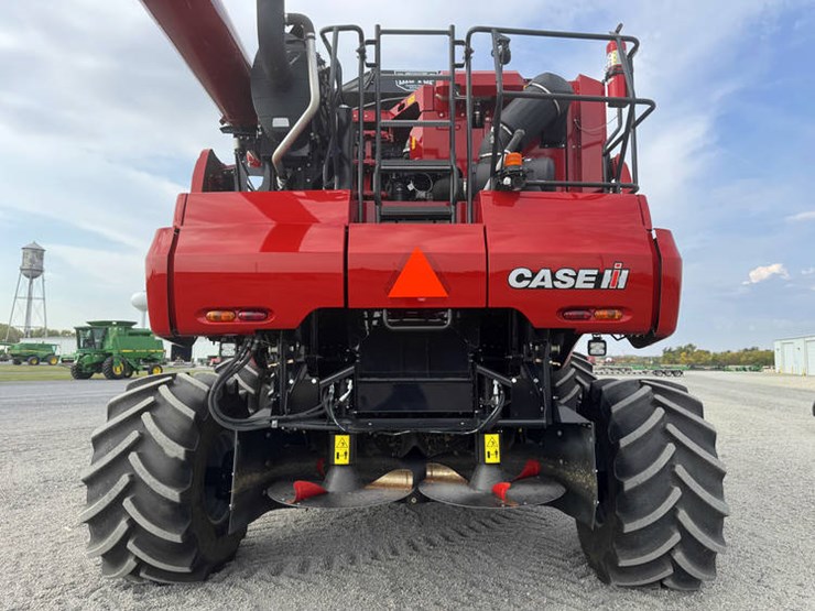 2023-case-ih-8250-image-40