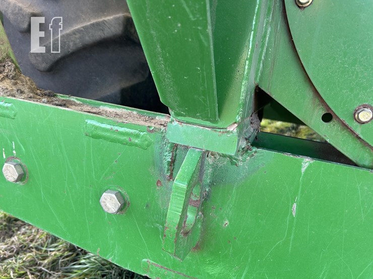 2010-parker-1348-image-30