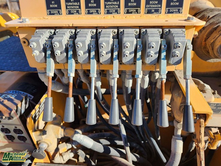 2009-international-workstar-7500-image-23