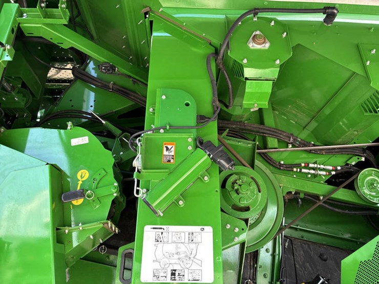 2023-john-deere-s780-image-96