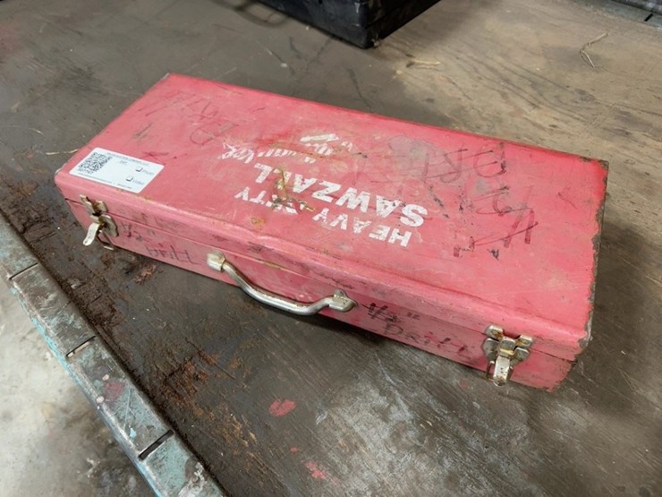 milwaukee-electric-sawzall-image-1