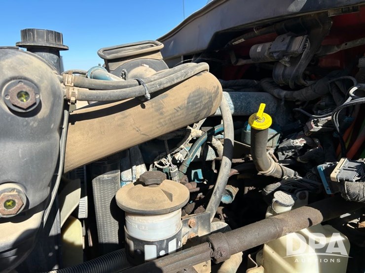 2005-ihc-4400-dry-tender-truck-(cp1274,-unit-ag706)-image-34