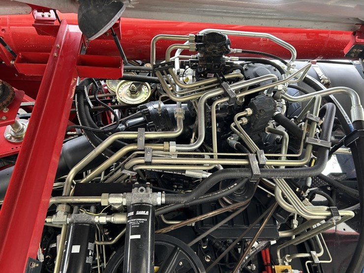 2019-case-ih-8250-image-71