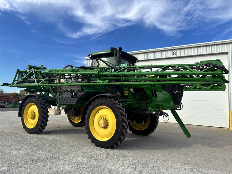2014-john-deere-r4038-image-1