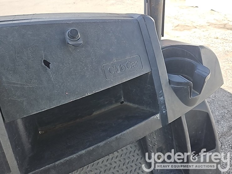 2018-club-car-carryall-1700-image-24