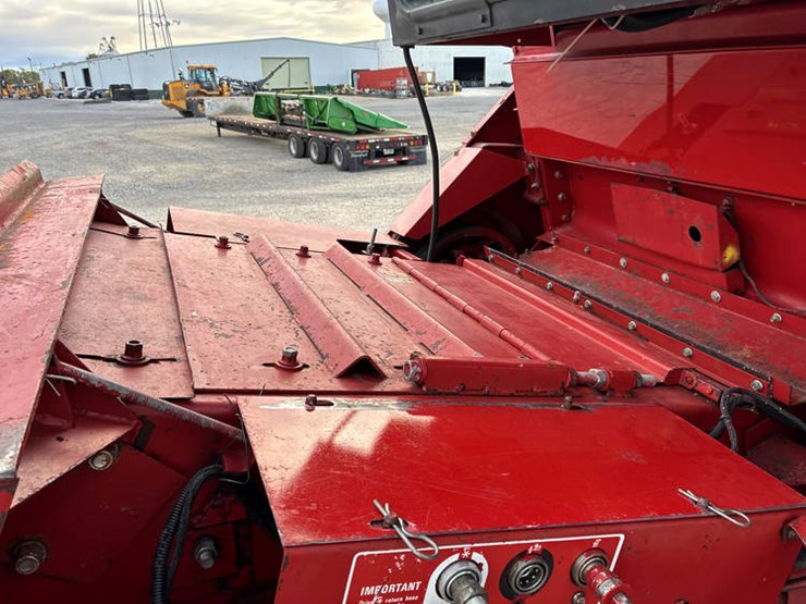 1990-case-ih-1660-image-26