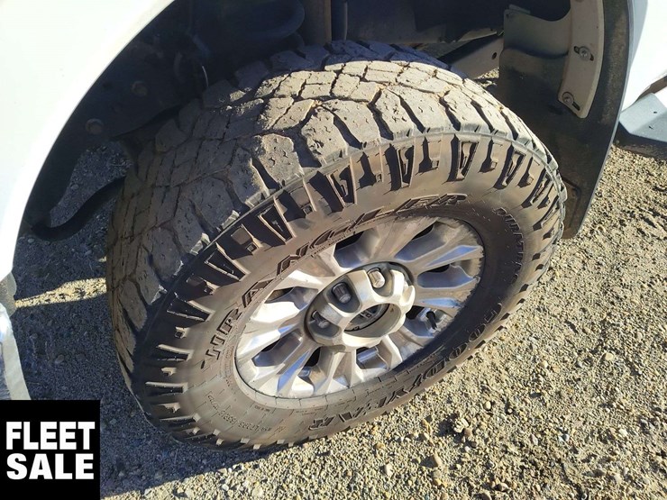 2017-ford-f350-image-25