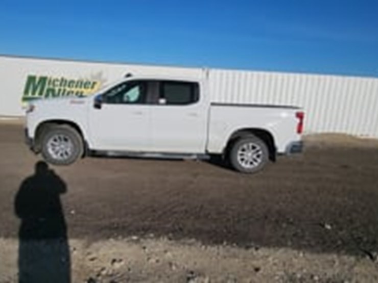 2019-chevrolet-silverado-1500-image-5