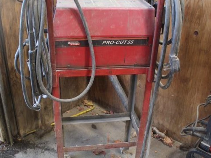 lincoln-pro-cut-55-amp-plasma-cutter-image-1