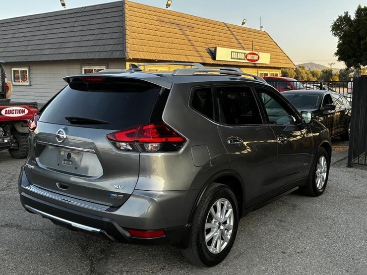 2017-nissan-rogue-image-3