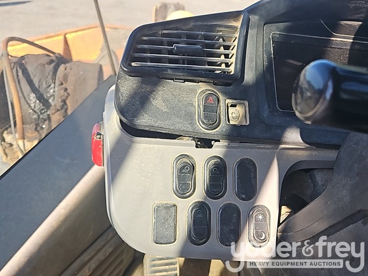 2020-komatsu-wa470-8-image-41