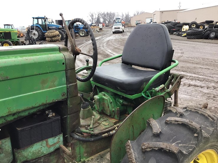 1953-john-deere-40s-image-10