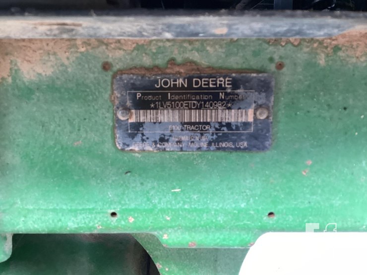 2014-john-deere-5100e-image-18