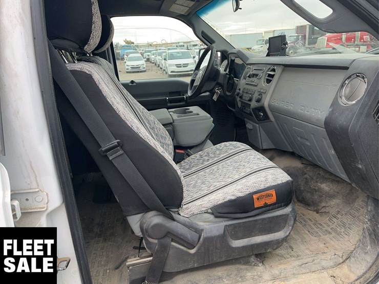 2016-ford-f350-image-16