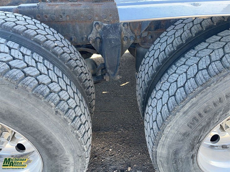 2016-western-star-4900-image-9