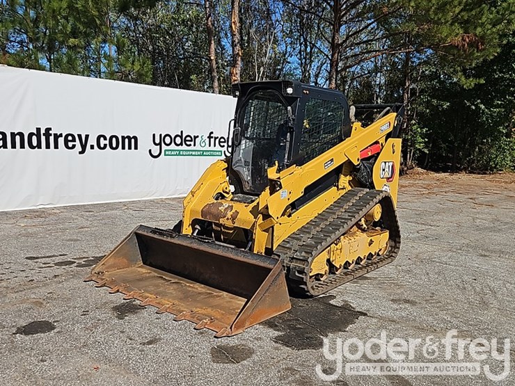 2020-caterpillar-299d3-image-1