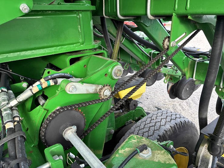 2018-john-deere-1795-image-52