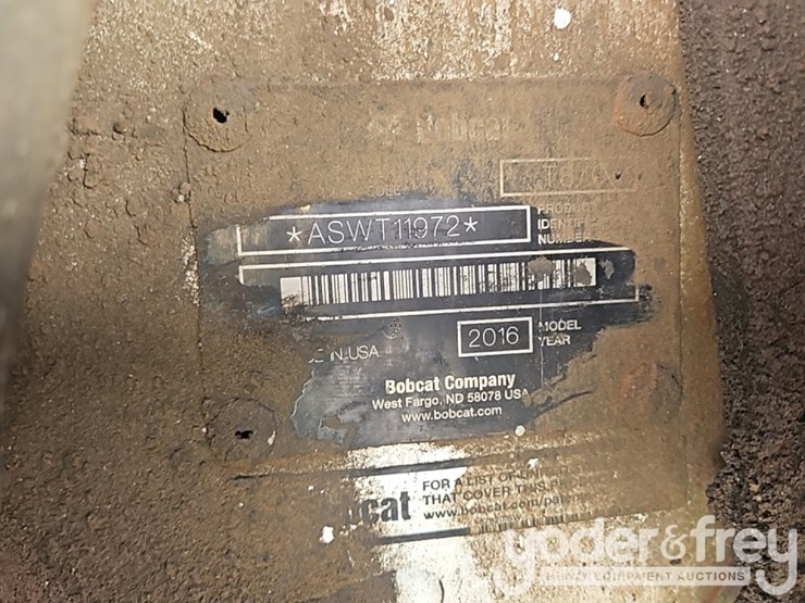 2016-bobcat-t870-image-31