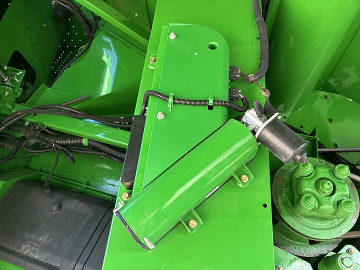 2013-john-deere-s670-image-87