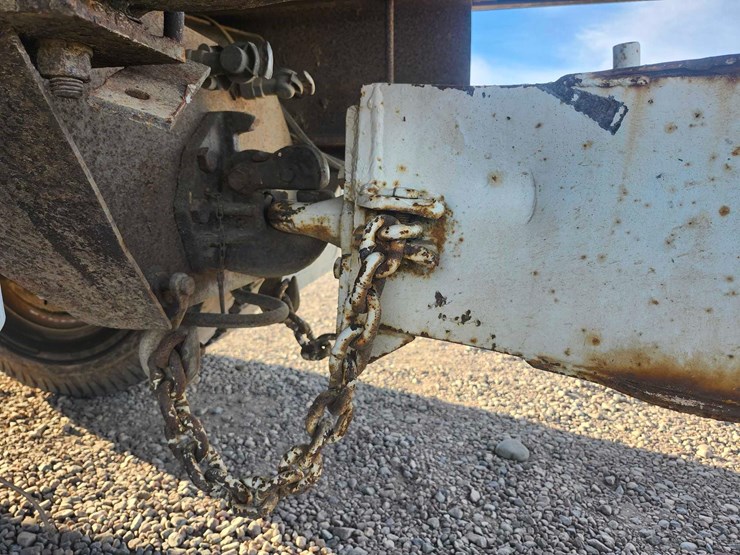 1975-axle-24ft-image-15