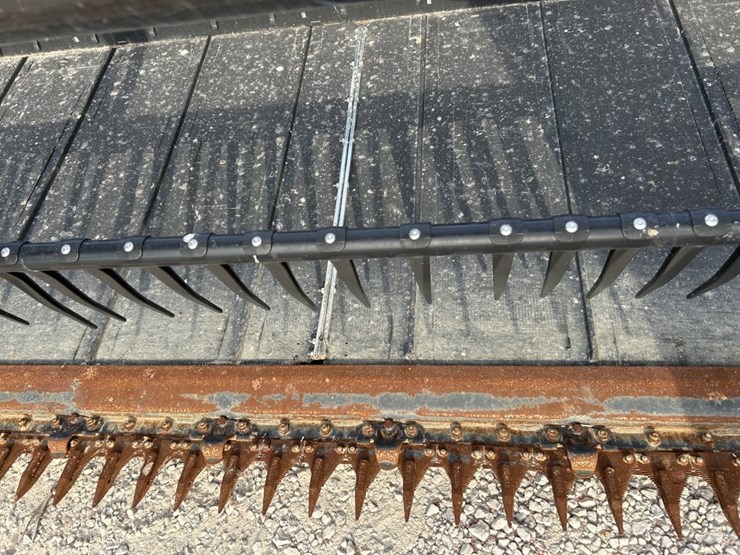 2019-mac-don-fd140-image-27