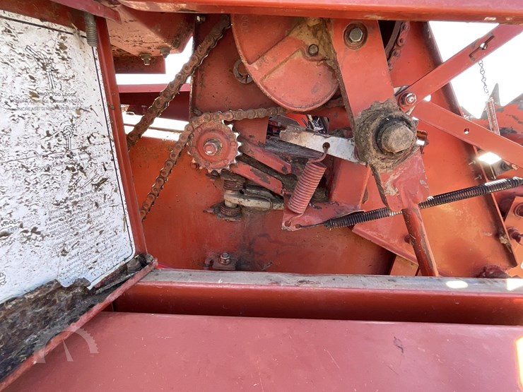 2001-hesston-4590-image-19