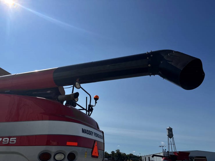 #122136-•-2009-mf-9795-#huc7217-image-32