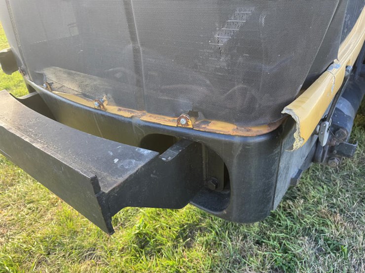 john-deere-11-image-15