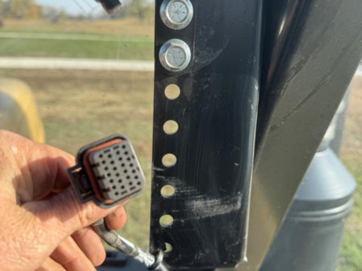 john-deere-11-image-52