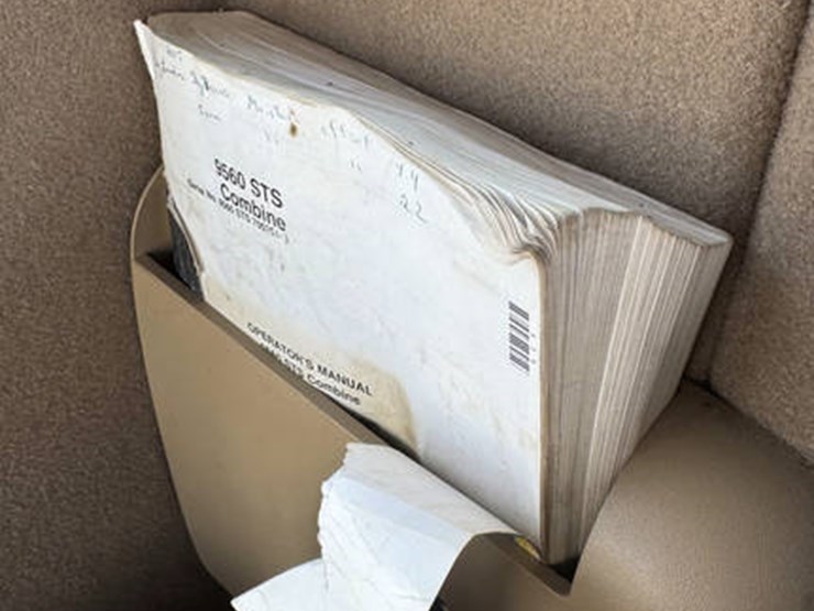 2005-john-deere-9560-sts-image-77