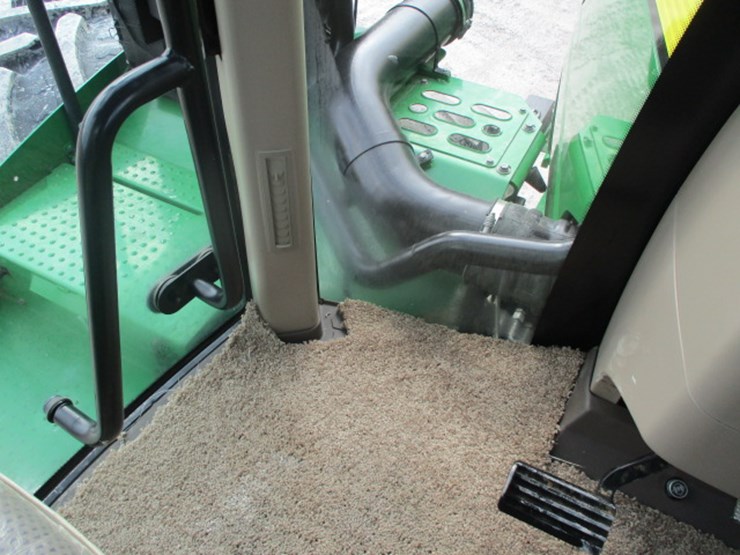 2017-john-deere-9570r-image-53