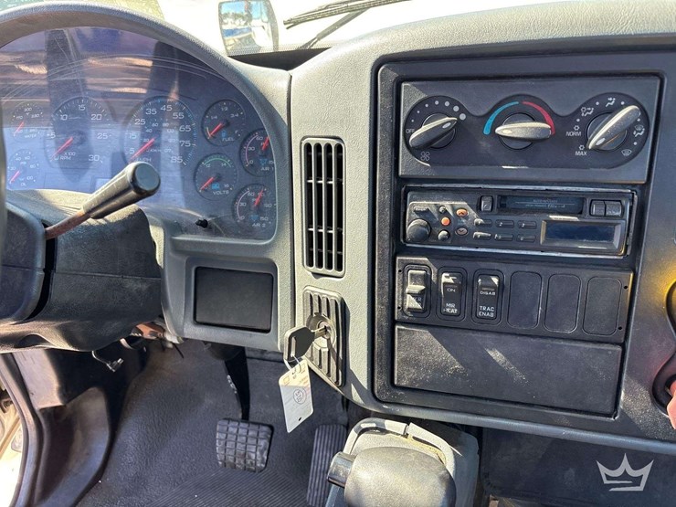 international-durastar-4300-image-19