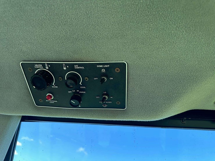 white-american-80-image-47