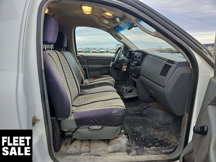 2008-dodge-ram-5500-image-18