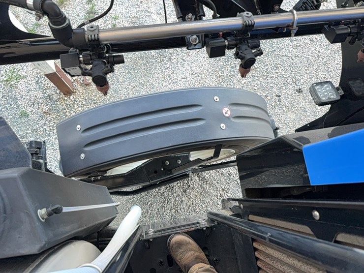 2023-new-holland-sp.310f-image-124