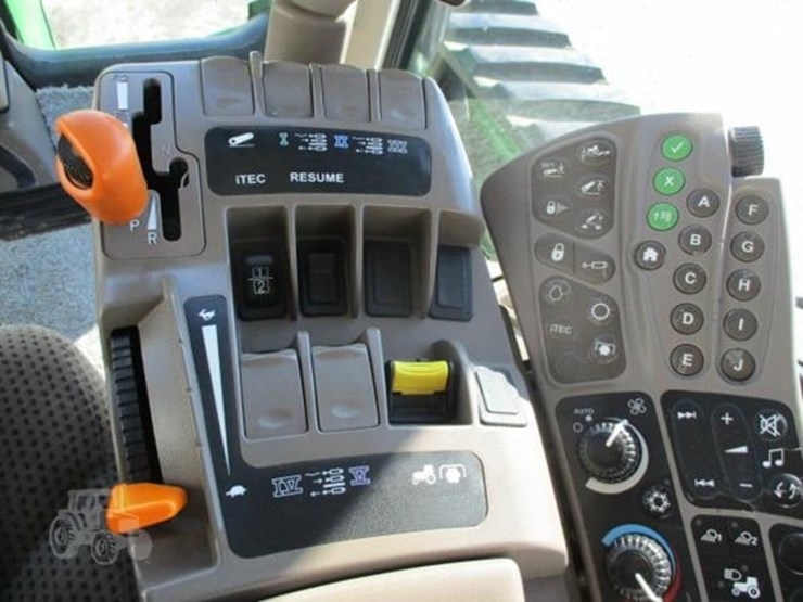 2013-john-deere-8360rt-image-32