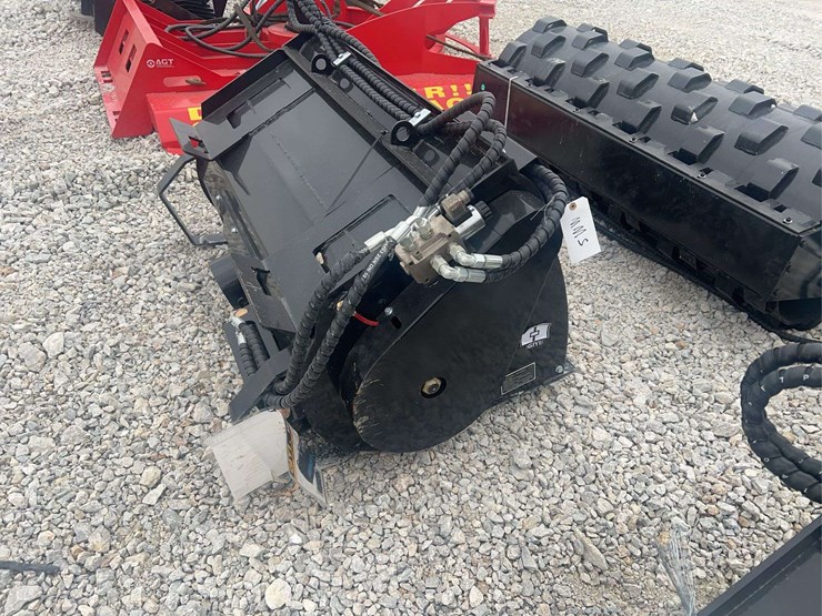 giyi-hydraulic-skid-steer-mixing-bucket-image-5