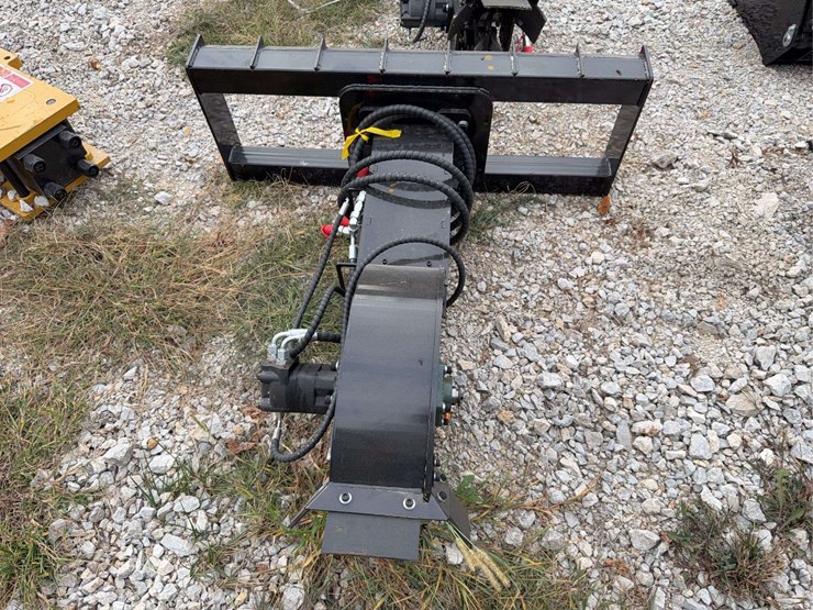 skid-steer-stump-grinder-image-2