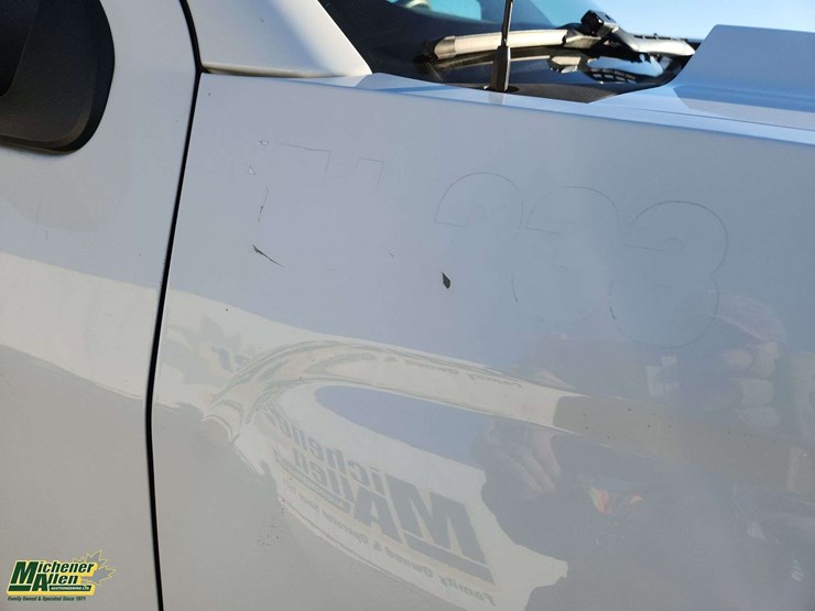 2017-chevrolet-silverado-1500-image-43