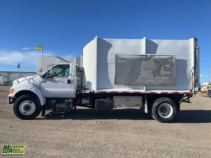 2003-ford-f750-image-2