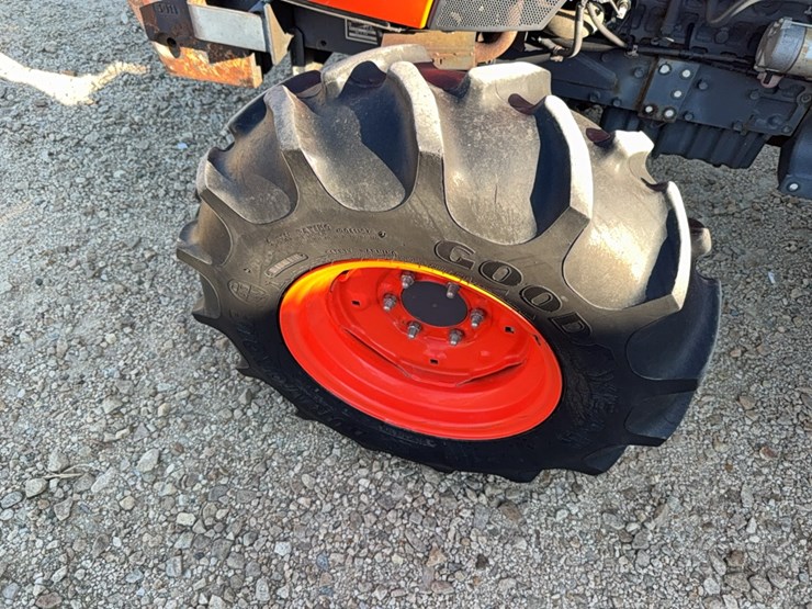 kubota-mx5200-image-14