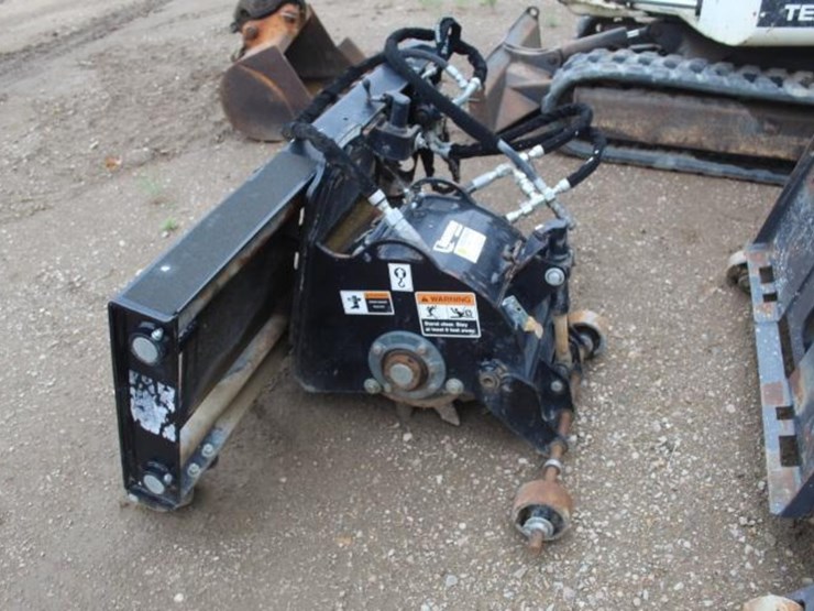 2021-manitou-edge-cold-planer-image-4